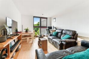 31, 33 Carter House, Petergate, London SW11 2BF