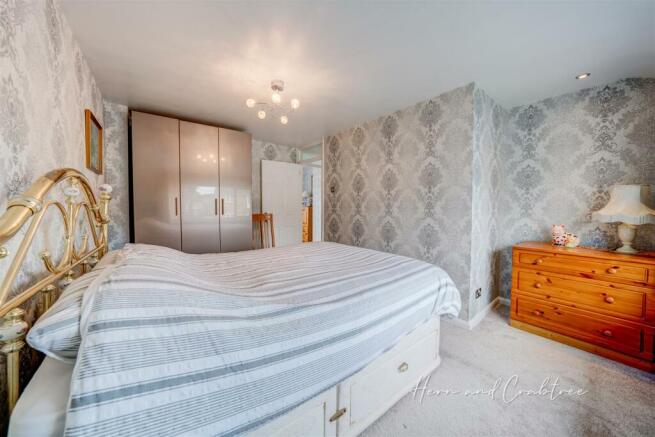 Larch Grove, Malpas, HernCrabtree (28).jpg