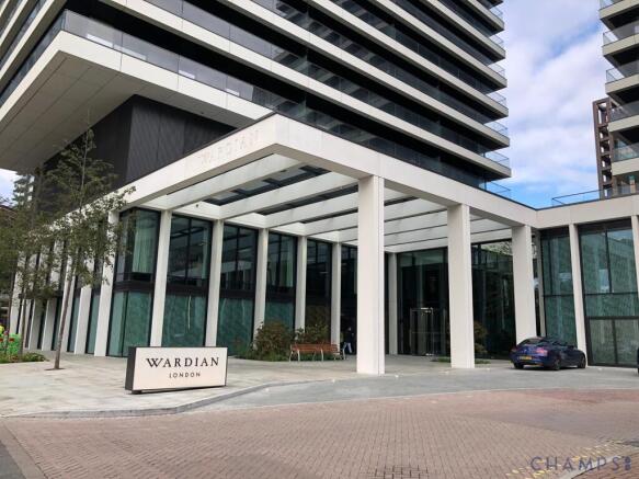 Modern Studio Apartment in Canary Wharf | Bagshaw