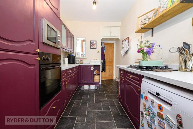 3 bed Terraced for sale Image 10