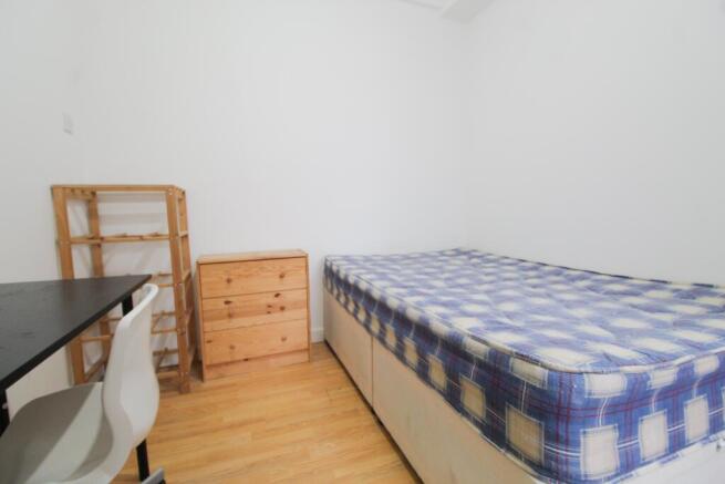 King Bedroom 2