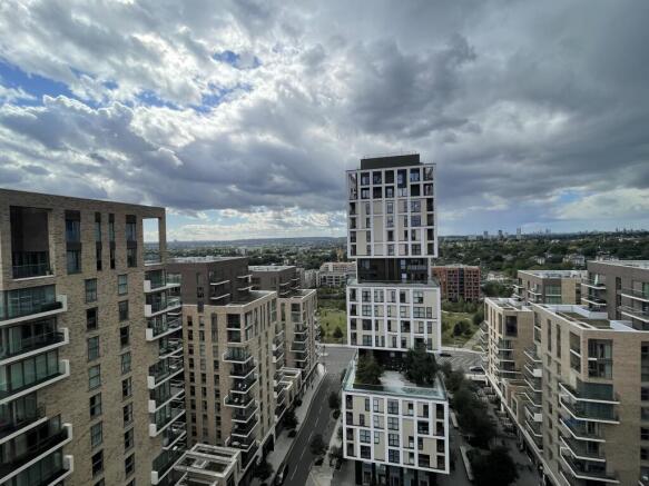 1 Plowden Rd photo 4