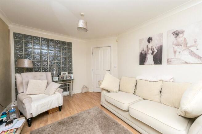 2 bed Apartment for sale Image 10