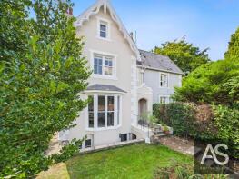 2, St Marys Villas, Battle TN33 0BY