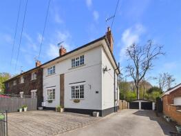 38, Woodgates Lane, North Ferriby HU14 3JR