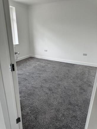 Bedroom 1.jpg