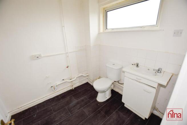 Utility/ Cloakroom