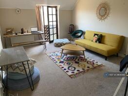 Flat 8, 49 Wigeon Court, Swan Drive, Colindale, London NW9 5DG