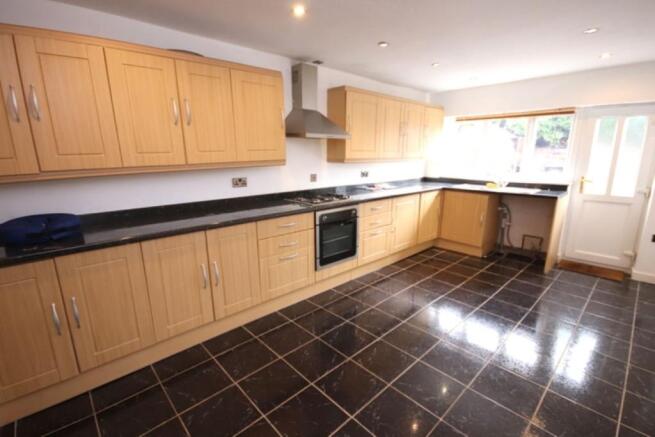 Kitchen / Dining Room