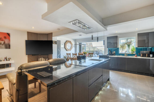 14372171569d61e8a68313