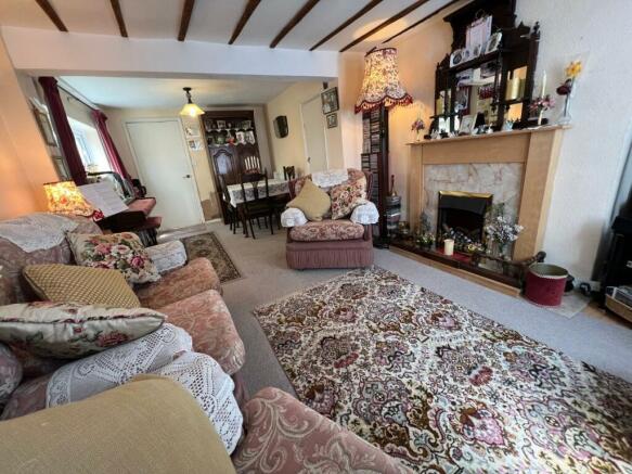 Living Room/ Dining Room
