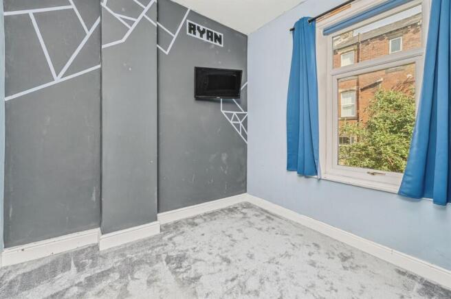 2 bed Terraced for sale Image 6