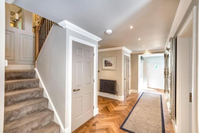 4 bed Detached for sale Image 6