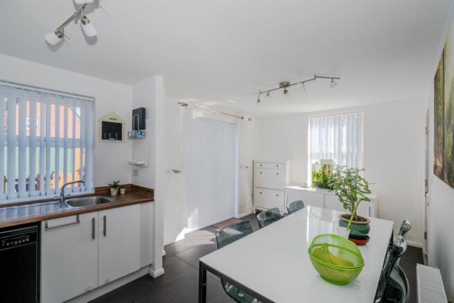 54, Water Reed Grove, Walsall, West Midlands, WS2 
