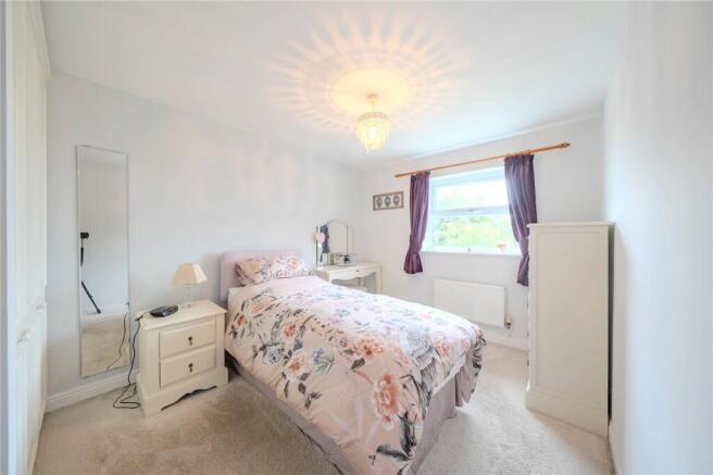 4 bed Detached for sale Image 6