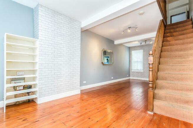 3rd Photo of Lounge