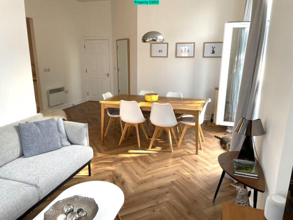 2 bed Apartment for sale Image 4