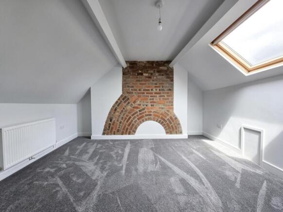 3 bed Terraced to rent Image 10