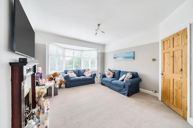 1336592-2-689dbbc...