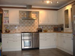 kitchen/dinin/family