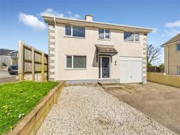 18, Grove Park Court, Liskeard PL14 4EZ