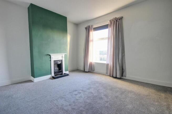 2 bed Terraced for sale Image 7