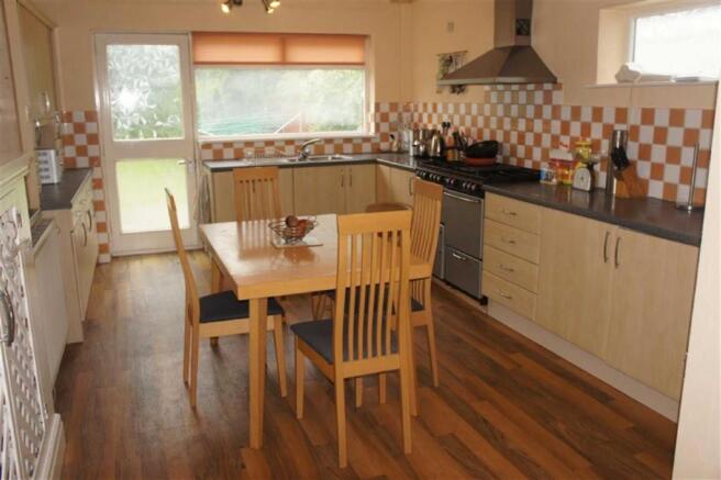 Kitchen/ Breakfast R