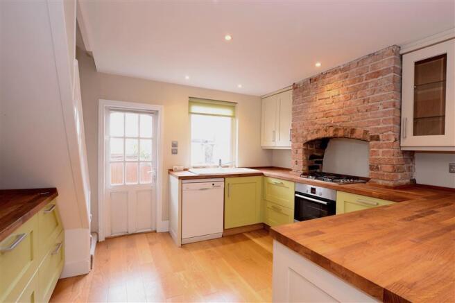 Kitchen / Dining Room