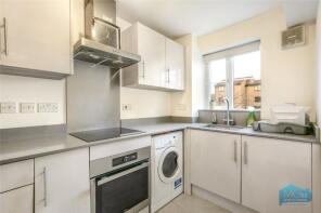 Flat 5, 1, Brendon Grove, East Finchley, London N2 8JE