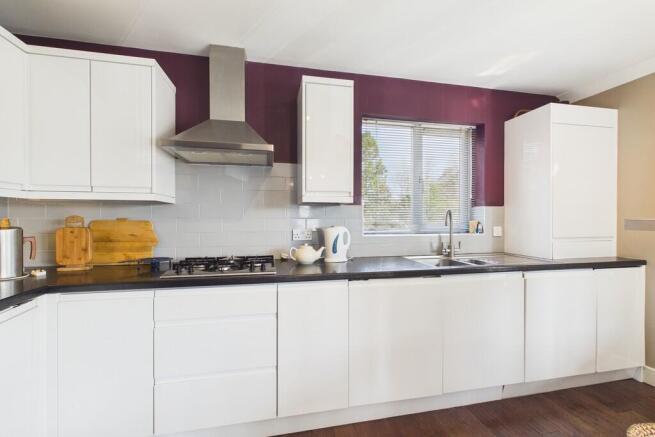2 bed Apartment for sale Image 7