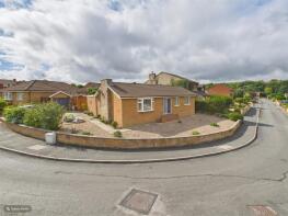 4, Woodland Walk, Holme Hall, Chesterfield S40 4YB