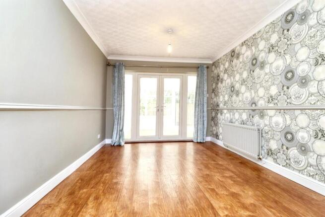 3 bed Semi-Detached for sale Image 5