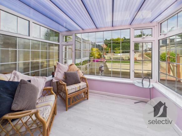 2 bed Semi-Detached Bungalow for sale Image 9
