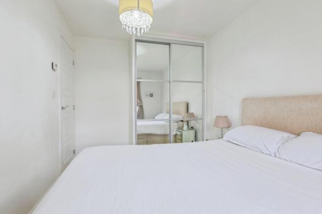 3 bed Semi-Detached for sale Image 11