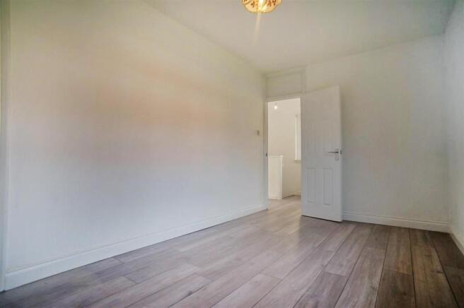 second bedroom 2.JPG