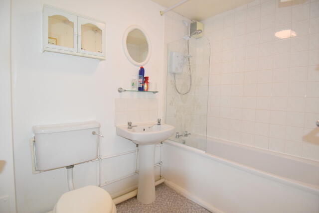 bathroom.JPG