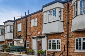 8, Wolsey Mansions, Wolsey Road, Northwood HA6 2HL