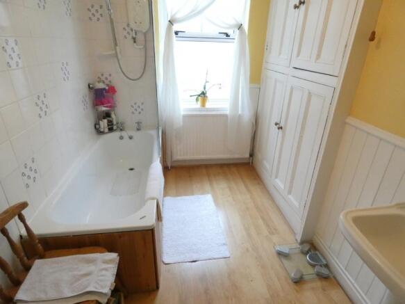 Photo 6