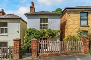 12, Harrow Road East, Dorking RH4 2AX