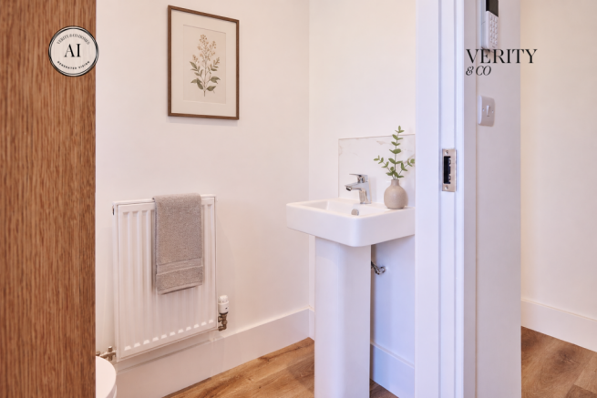 2 bed Semi-Detached for sale Image 7