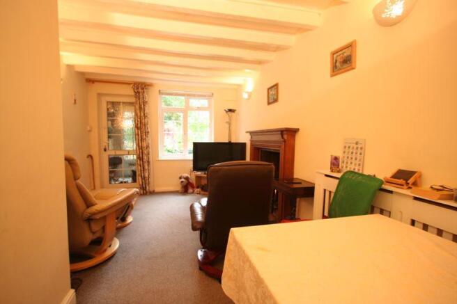 SITTING ROOM