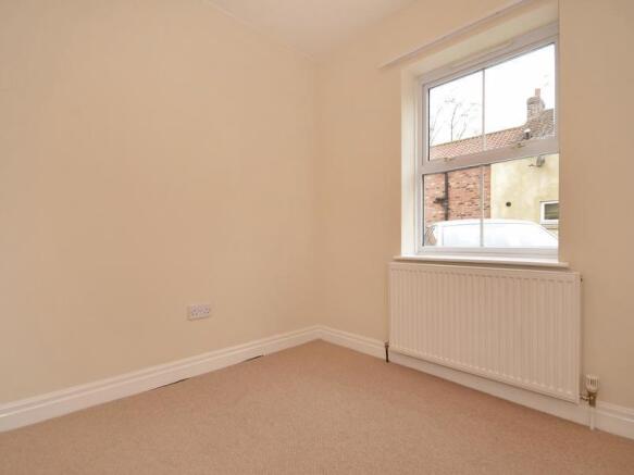 2 bed Flat to rent Image 4