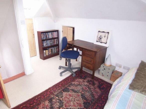 Photo 18