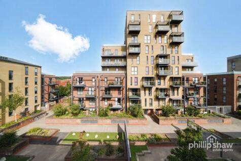 Lacey Drive, Earlswood Court, HA8