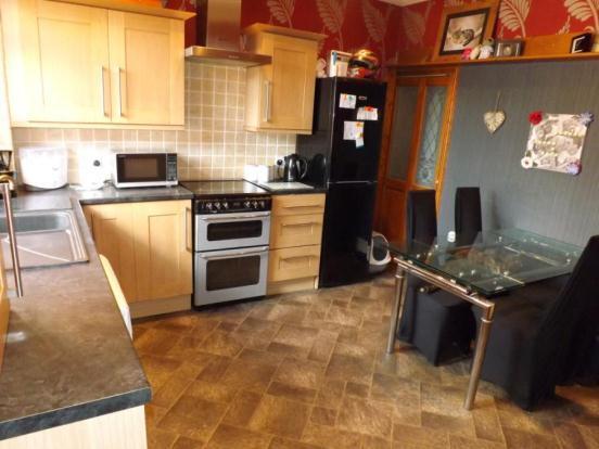 Kitchen/Breakfast RM