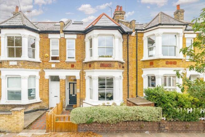 3-bed flat on Church Path, Chiswick, £725,000