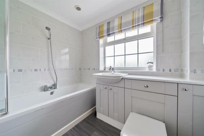 Bathroom.jpg
