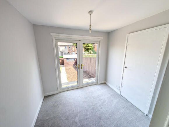 3 bed Terraced for sale Image 6