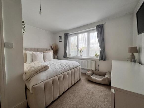 Bedroom 6: