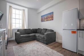 Flat 1, 138, Nicolson Street, Newington, Edinburgh EH8 9EH